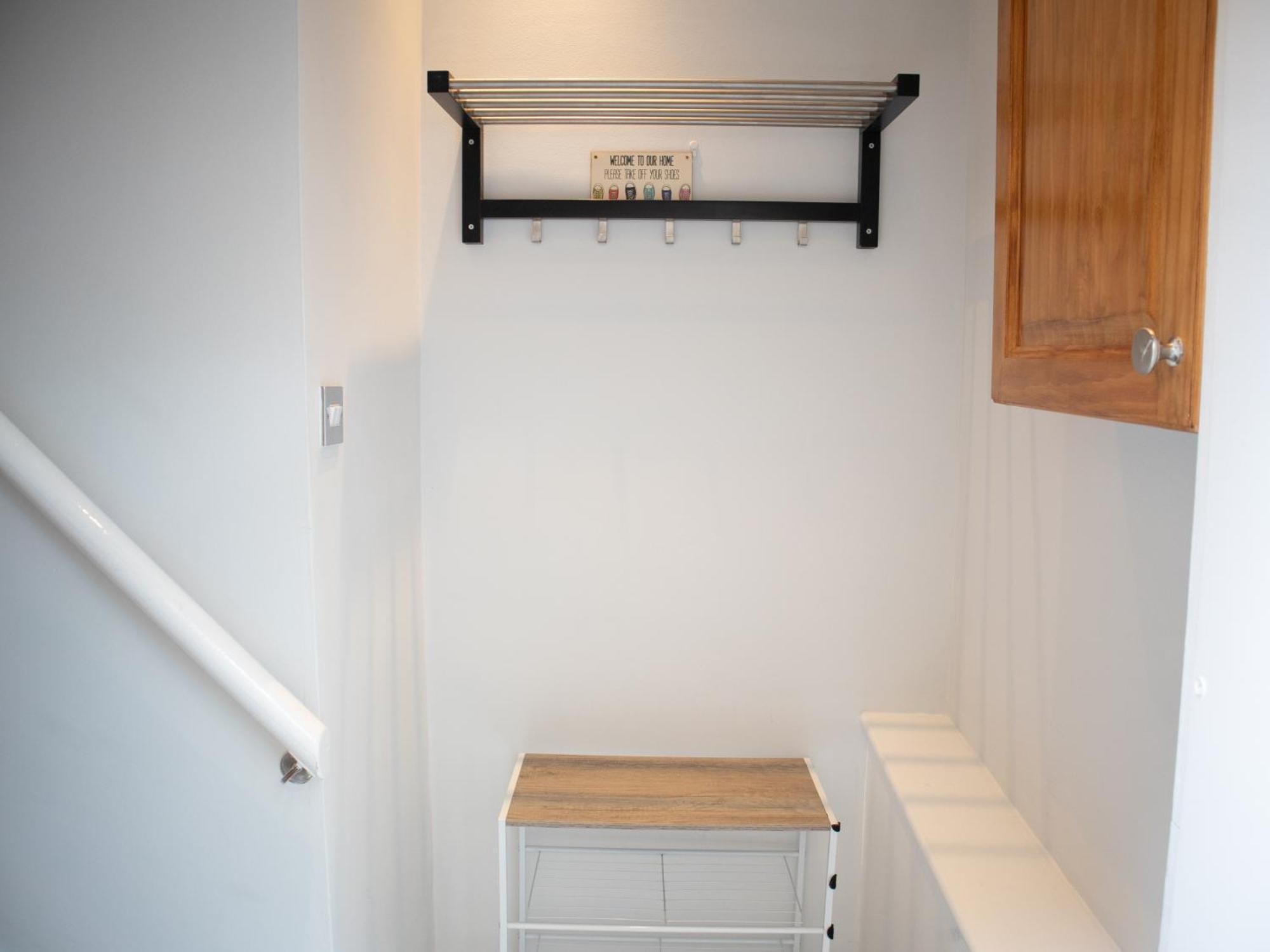 Bright Private Terrace - Free Private Parking - Tv - Wifi - Netflix Apartment Croydon Exterior foto