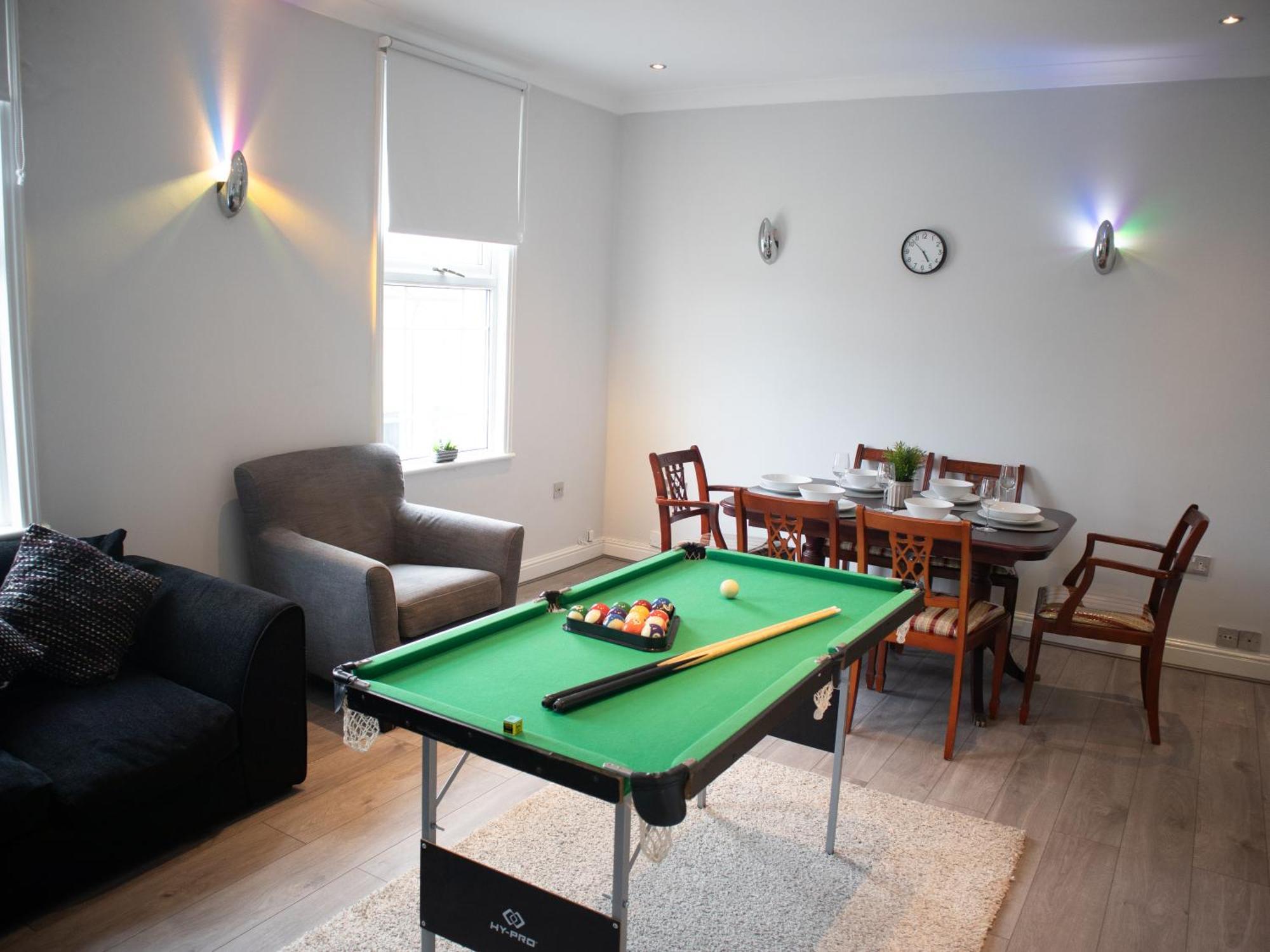 Bright Private Terrace - Free Private Parking - Tv - Wifi - Netflix Apartment Croydon Exterior foto